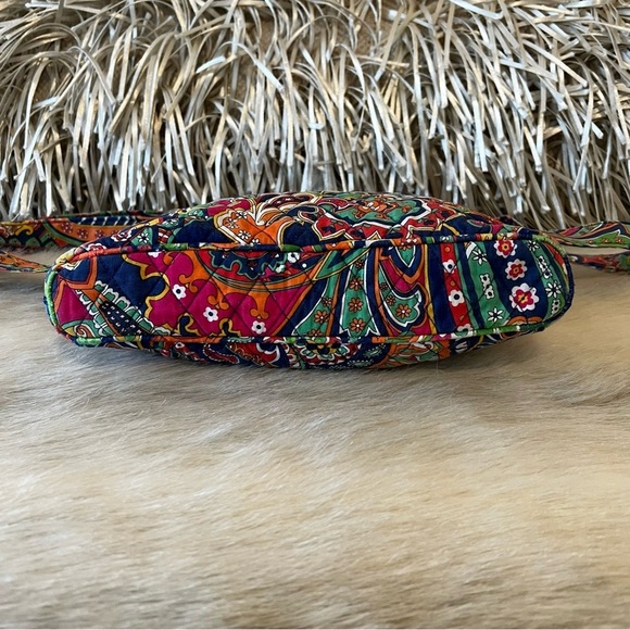 VERA BRADLEY Venetian Paisley 2013 Zip Hipster Crossbody Navy Red Yellow Orange - Picture 12 of 17